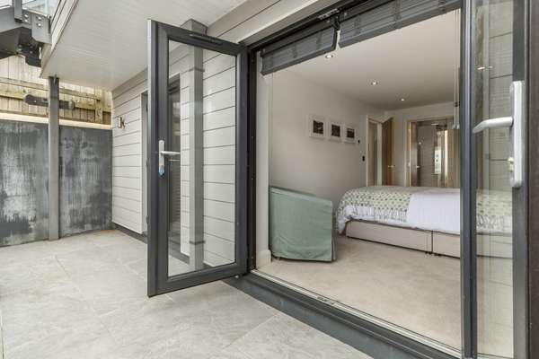 Monkstone View - Direct Beach Access, Close to Village