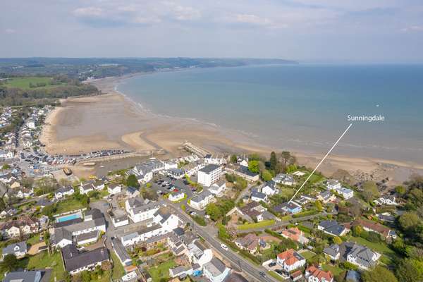 Sunningdale - Beach House, Sea Views, Parking