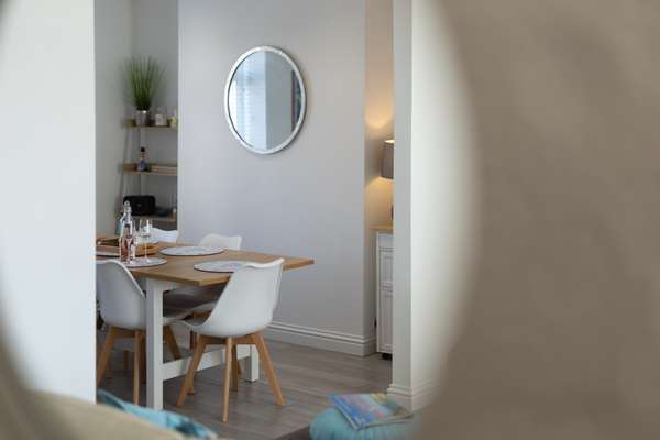 Comfrey Cottage - Lovely Cottage Near the Beach