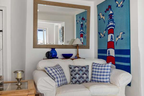 Strand Cottage - Saundersfoot property, direct beach access