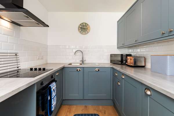 Calon Y Mor - Modern Apartment, Close to Beach