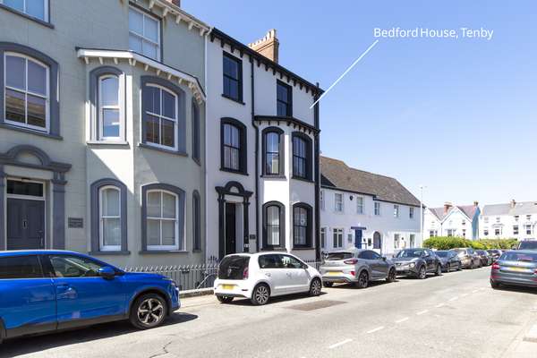 3 Bedford House - Close to Town and Seafront