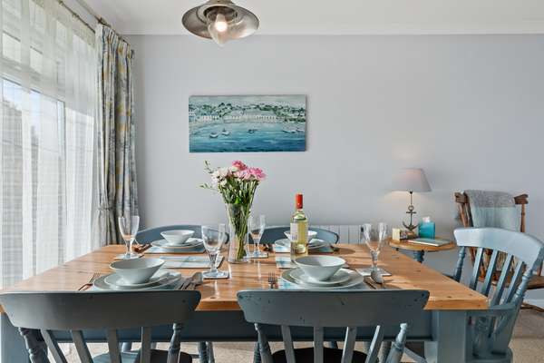 Brynawelon - Wonderful Sea and Harbour Views