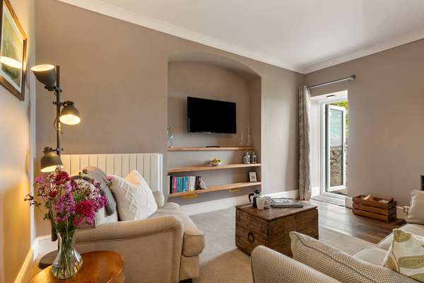 Caldey Island View - Sea Views, Log Burner, Dog Friendly