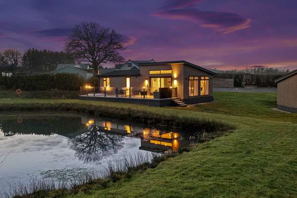 The Duck Pond - Countryside, Waterside Views