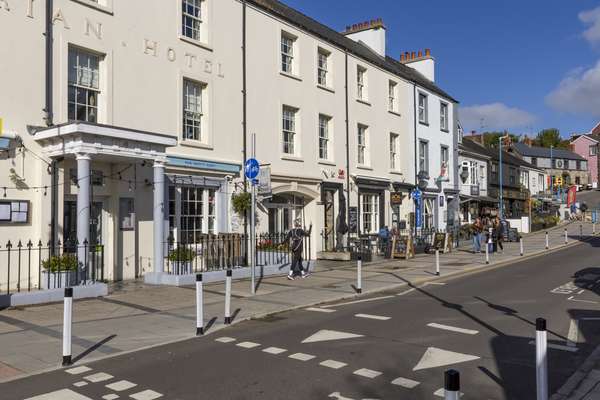 Potters Wheel - Central location, Near the Beach