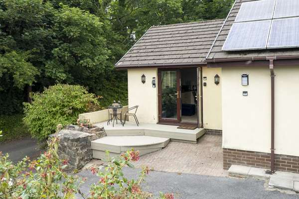 The Willows - Cosy Retreat, Close to Village and Beach